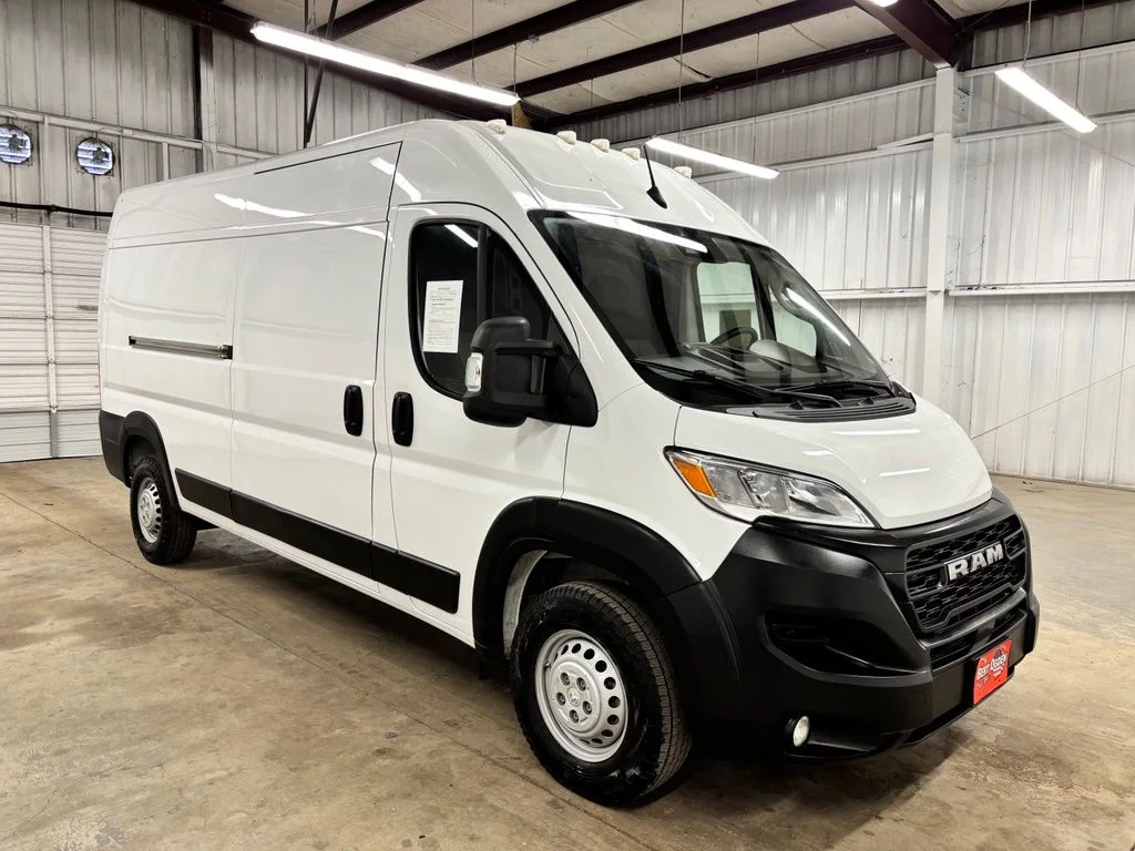 Used 2025 White Ram High Roof image 2