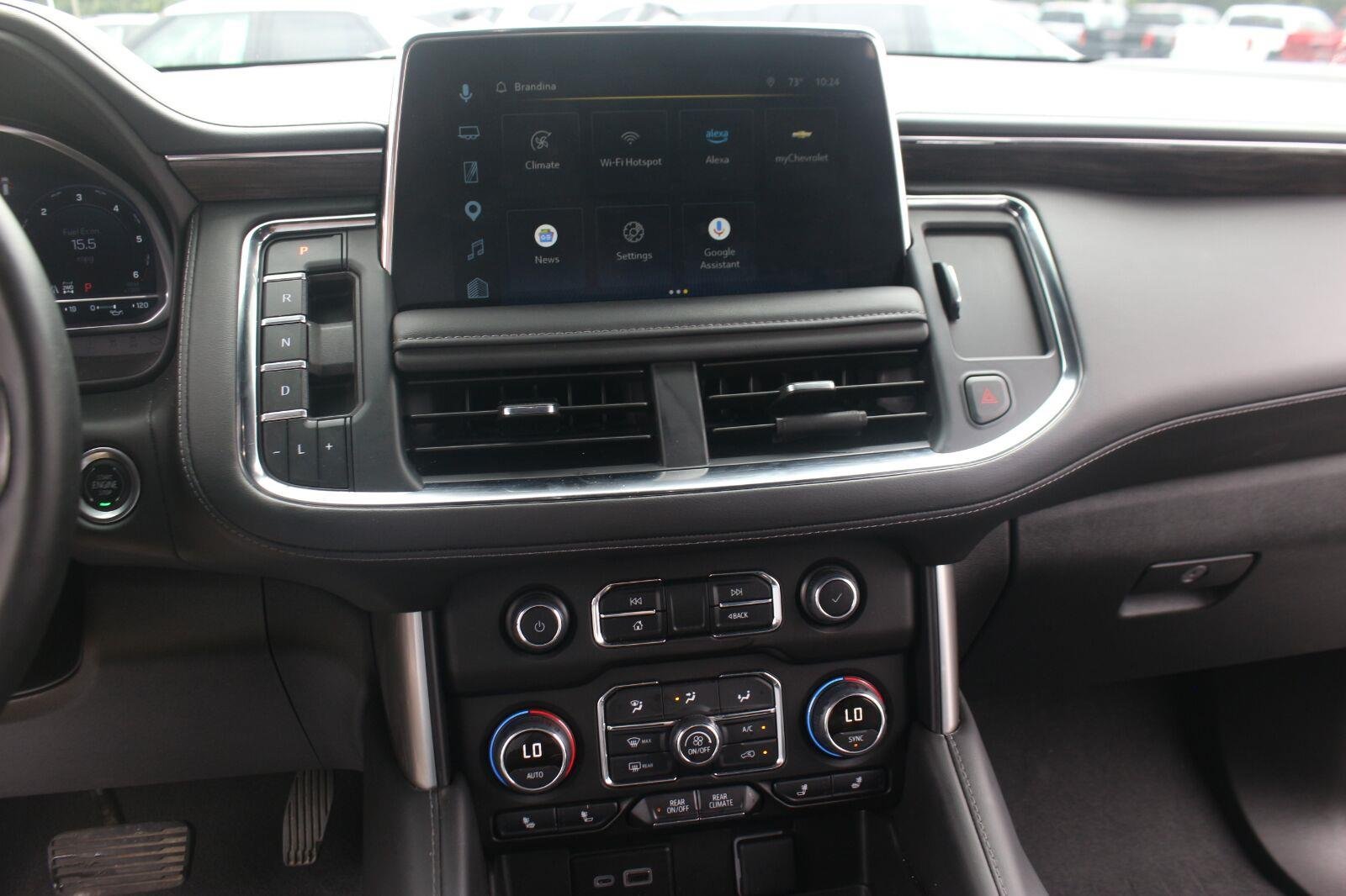 Used 2024 Black Chevrolet Z71 image 27