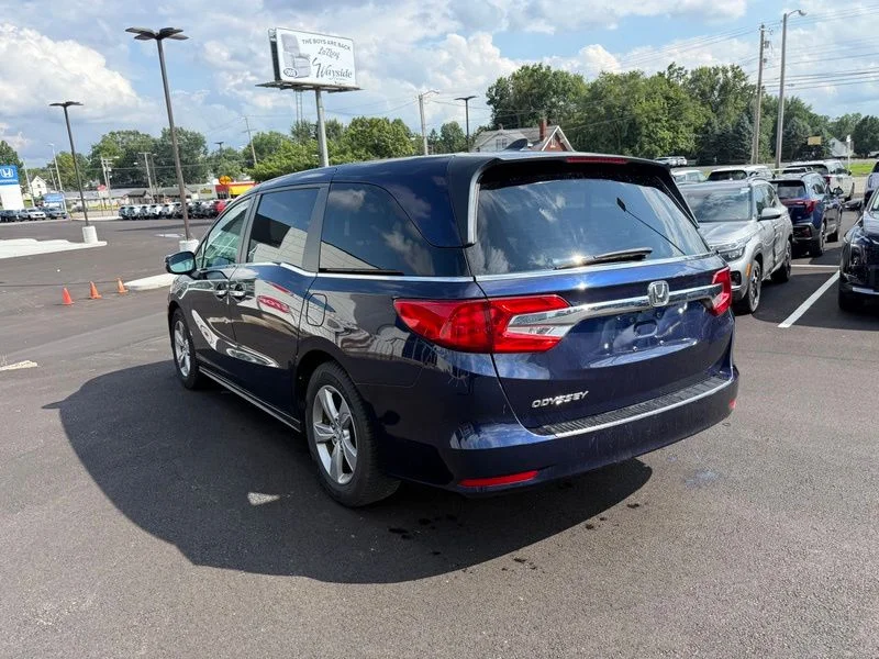 Used 2018  Honda EX image 6