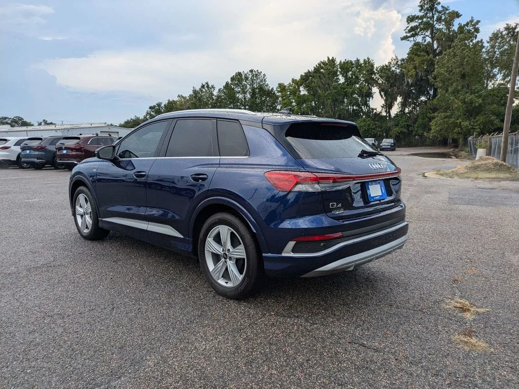 Used 2025 Navarra Blue Metallic Audi Prestige image 6