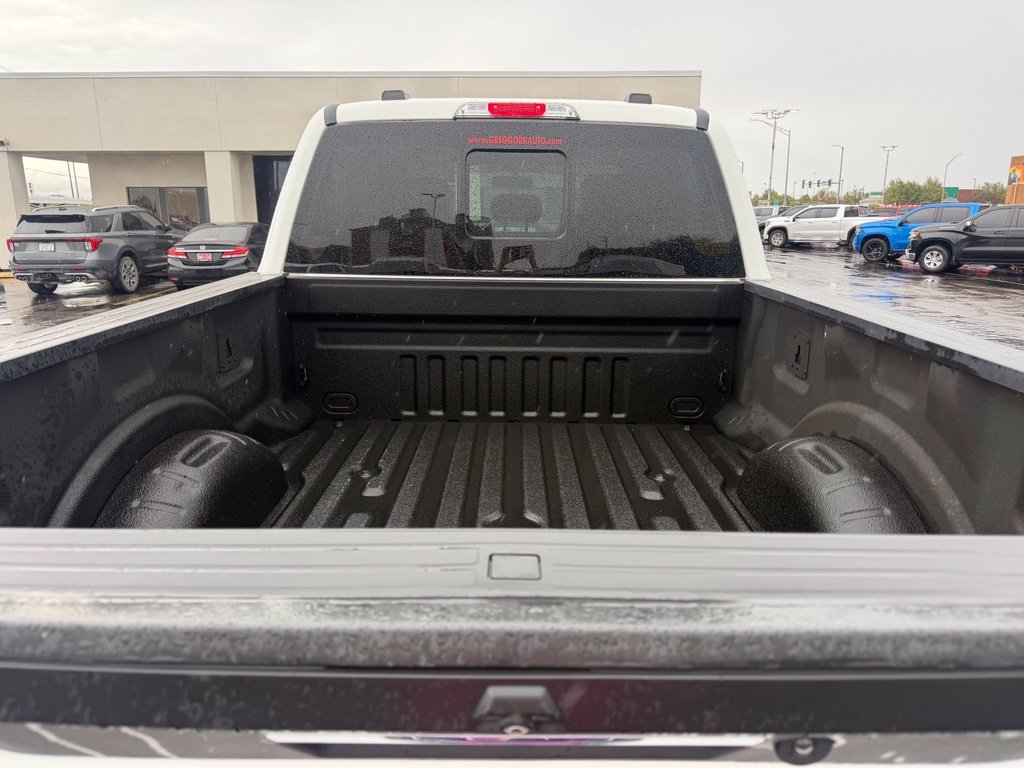 Used 2022 White Ford Lariat image 15