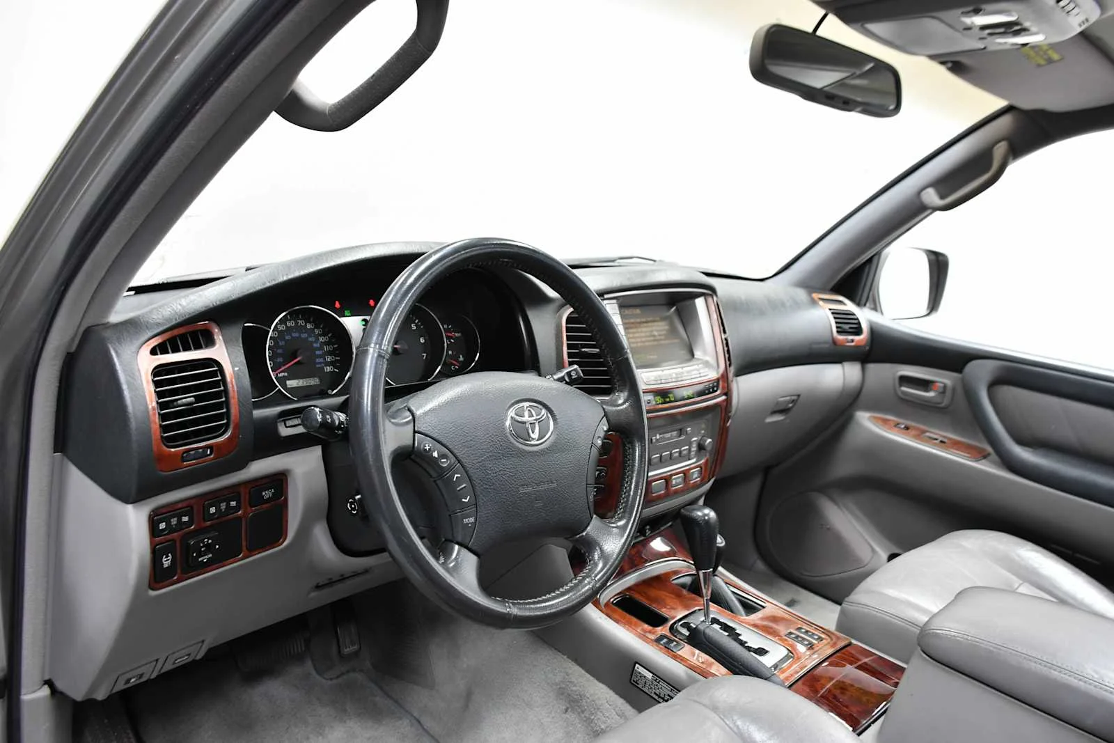 Used 2006 Thunder Cloud Metallic Toyota  image 16