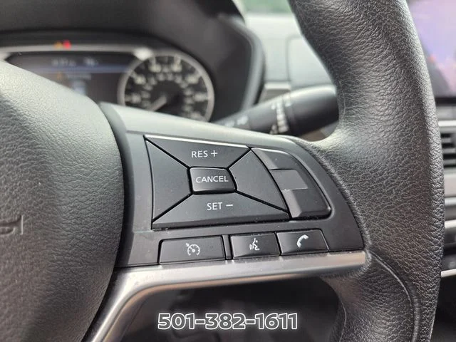 Used 2025 Gray Nissan 2.5 SV image 25