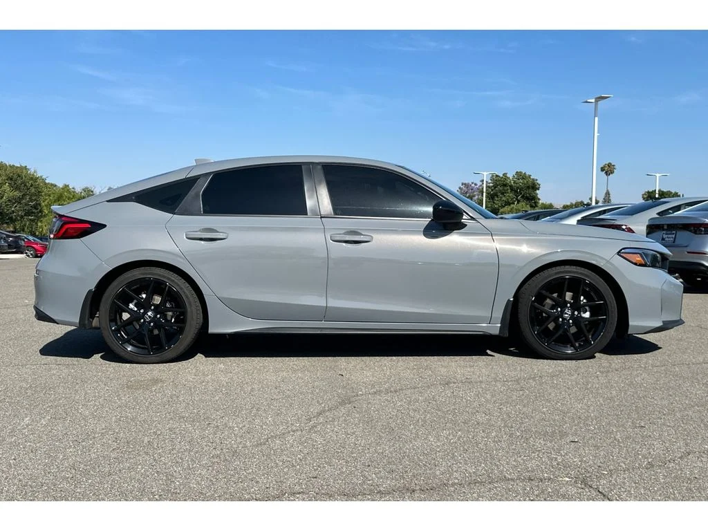 Used 2025 Sonic Gray Pearl Honda Sport image 7