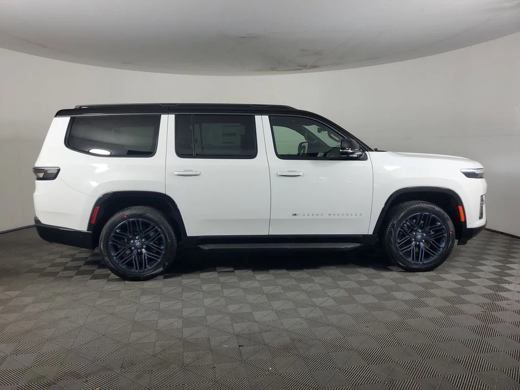 New 2026 White Jeep 85th Anniversary Edition image 3