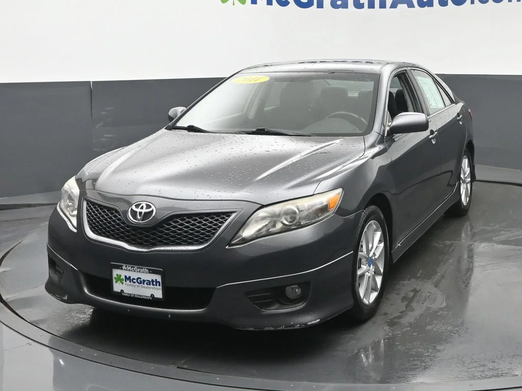 Used 2011 Gray Toyota SE image 22