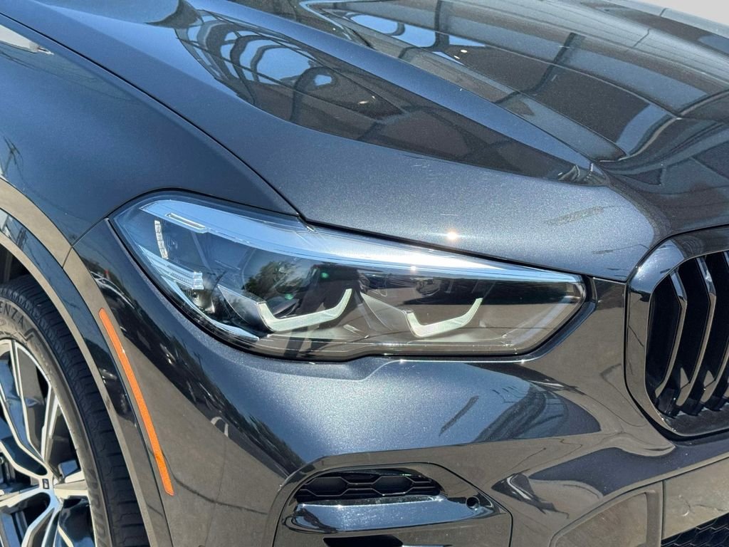 Certified Used 2023 Black Sapphire Metallic BMW xDrive40i image 8