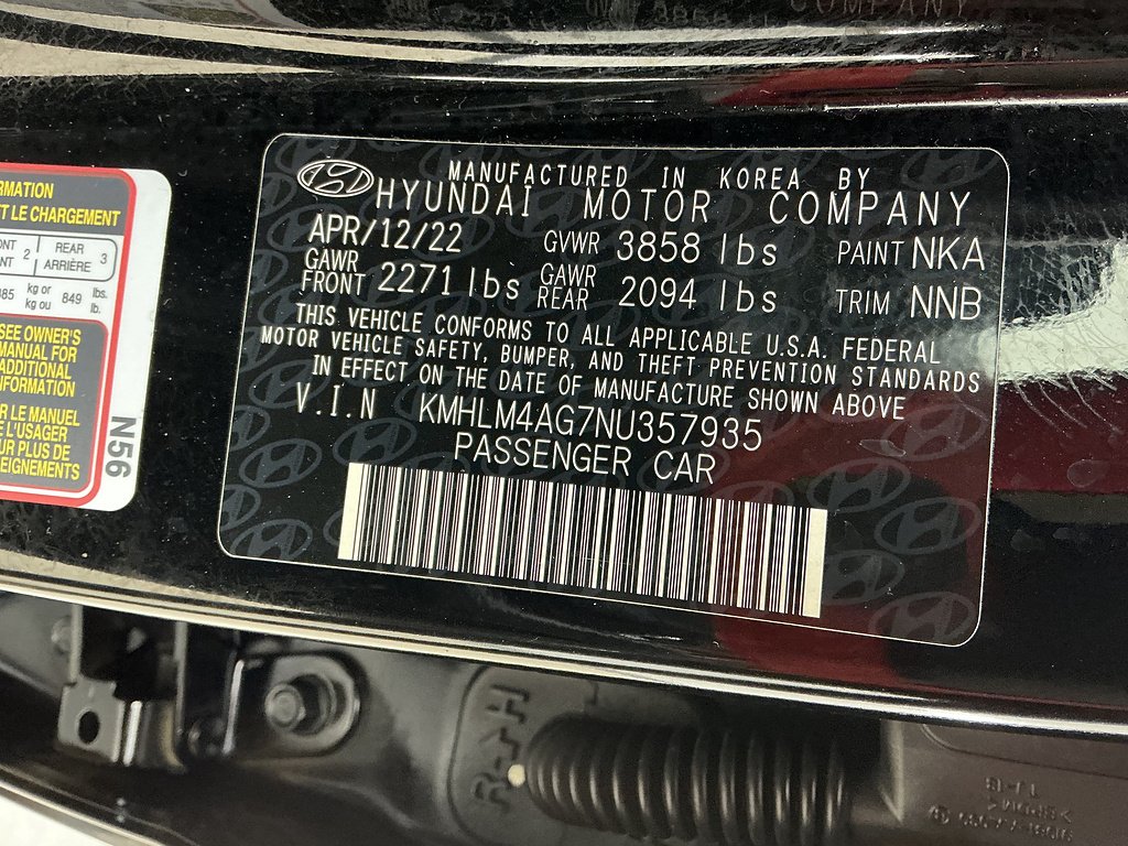 Used 2022 Phantom Black Hyundai SEL image 15
