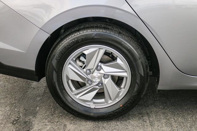 Certified Used 2025 Silver Hyundai SE image 11