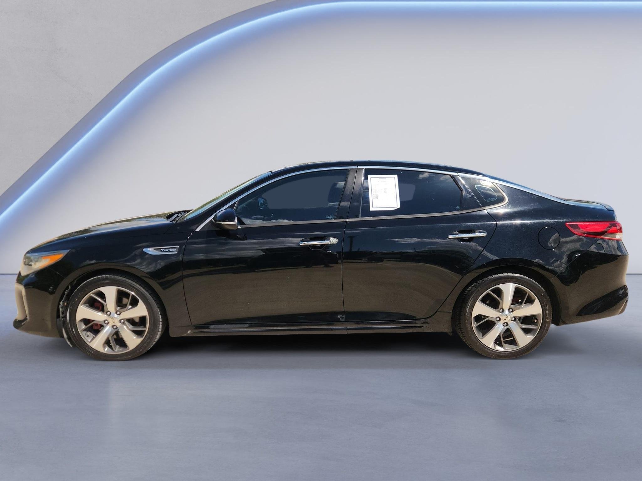 Used 2018 Ebony Black Kia SX image 5