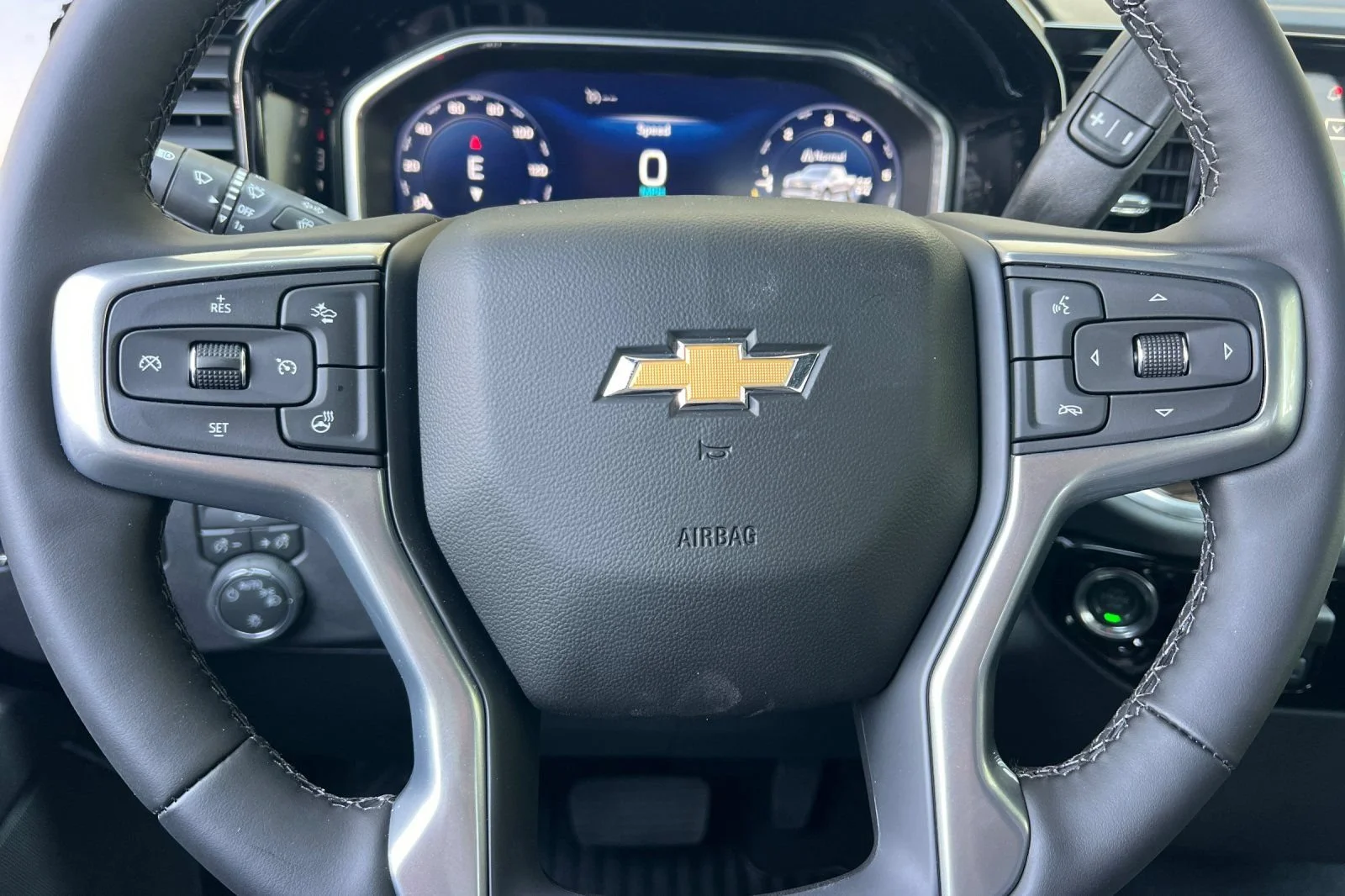 New 2026 Sterling Gray Metallic Chevrolet LT (2FL) image 22