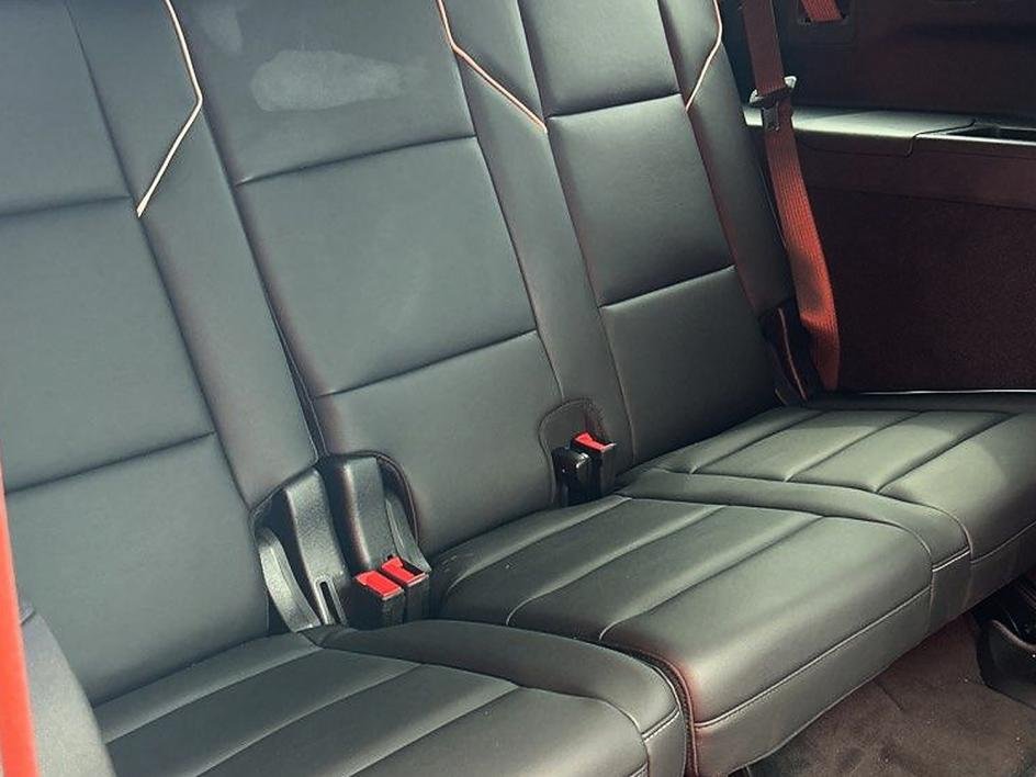 Used 2026 Black Cadillac Luxury image 10