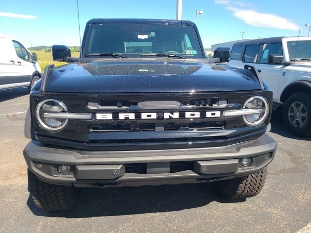 New 2026 Shadow Black Ford Outer Banks image 22
