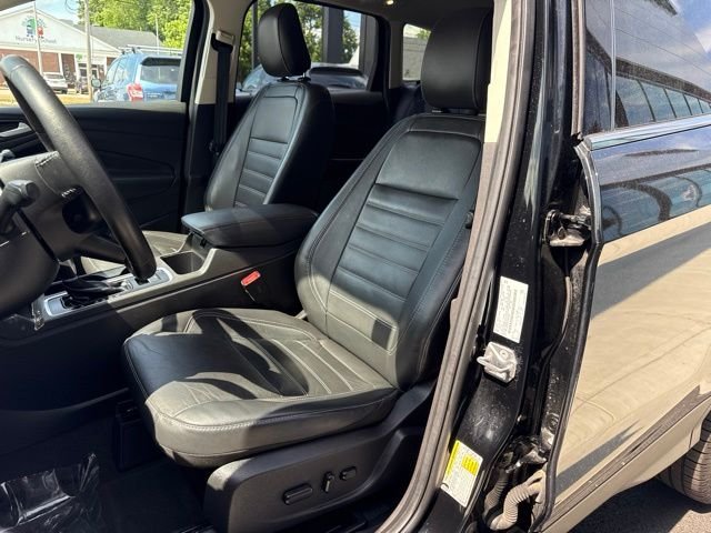 Used 2018 Black Ford SEL image 10