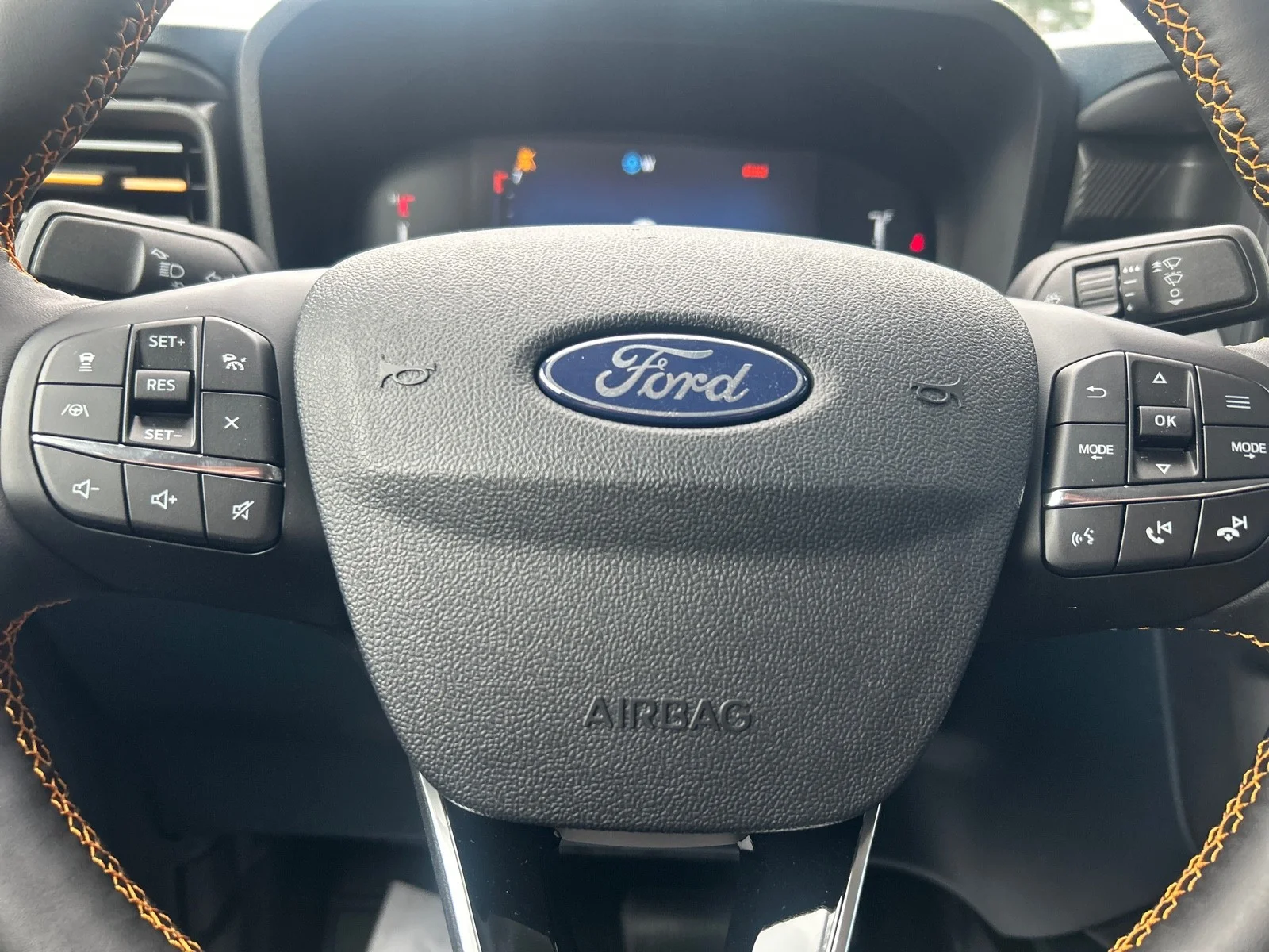 New 2026 Carbonized Gray Metallic Ford Tremor image 16