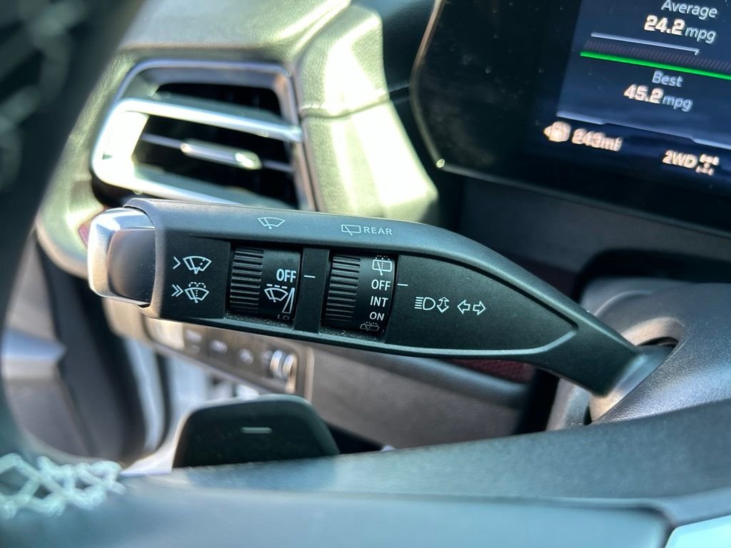 Used 2026 Polar White Chevrolet Z71 image 19