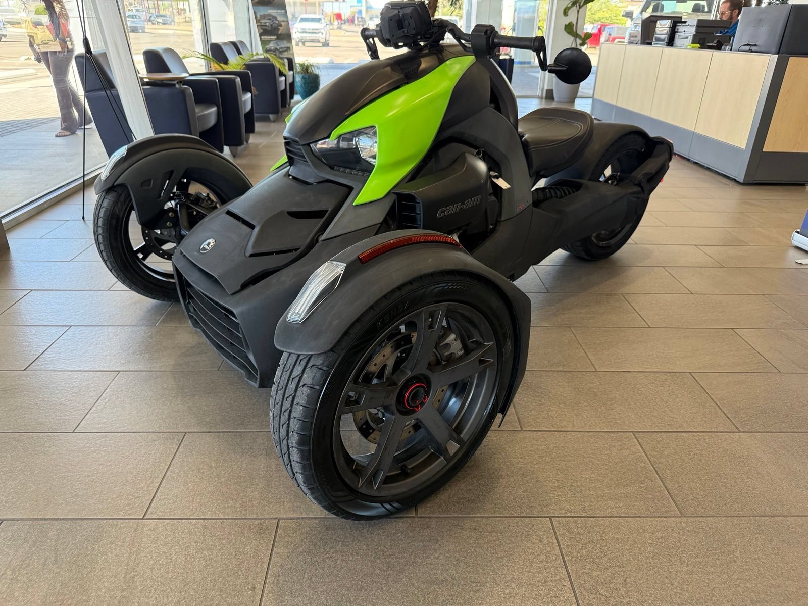 Used 2022 Black CAN AM  image 1