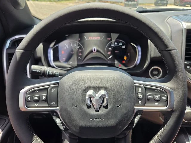 New 2026 Diamond Black Crystal Pearlcoat RAM Big Horn/Lone Star image 26