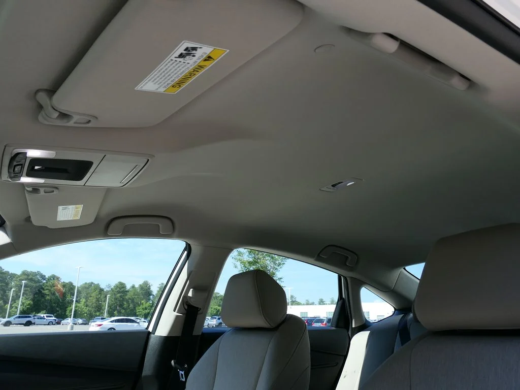 New 2026 Platinum White Pearl Honda LX image 31