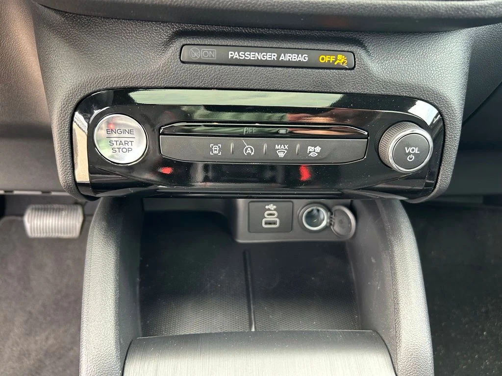 2026 Ford Escape ST-Line - Photo 16