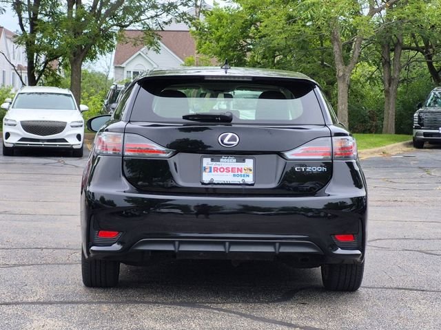 Used 2016 Black Lexus 200h image 6