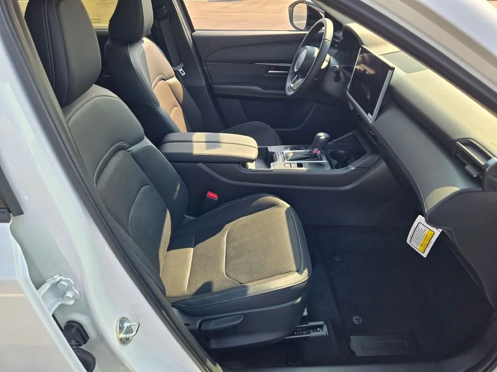 New 2026 White Mazda 2.5 S Preferred image 6