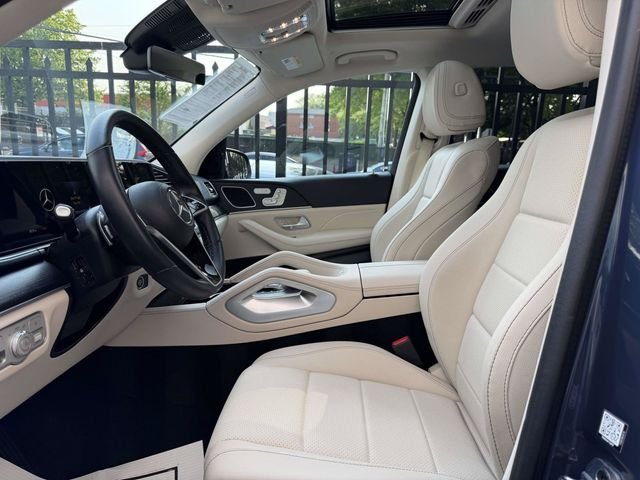 Certified Used 2025 Blue Mercedes-Benz GLE 450e image 24