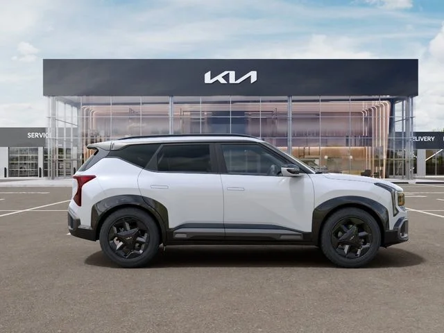 New 2027 Snow White Pearl Kia X-Line S image 7
