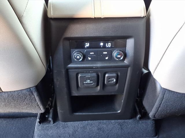 2023 Chevrolet Traverse Premier - Photo 9