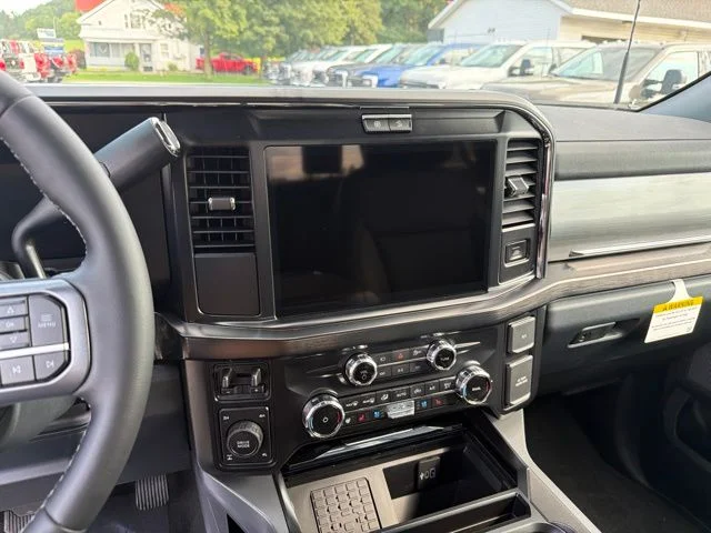 New 2026 Agate Black Metallic Ford F-250® Lariat® image 28