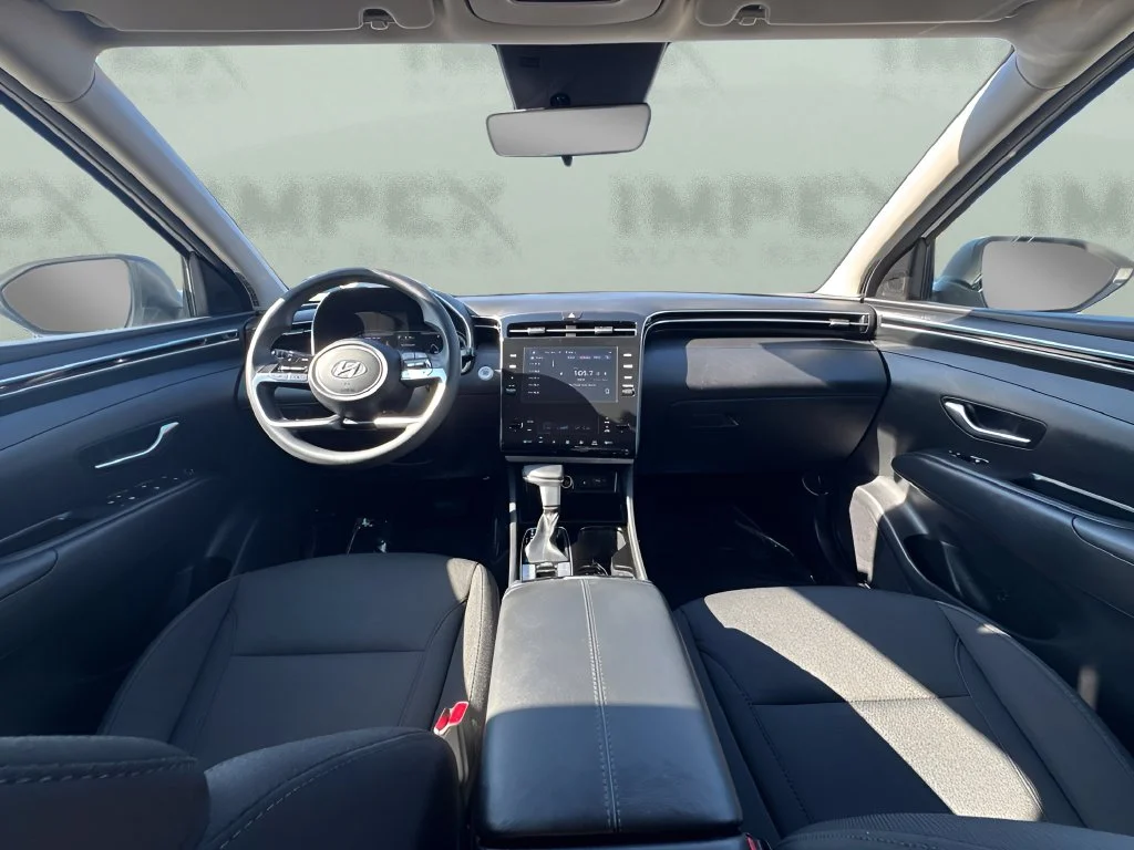 Used 2024 White Hyundai SEL image 12
