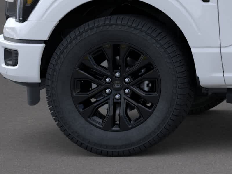 New 2026 Oxford White Ford Lariat® image 19