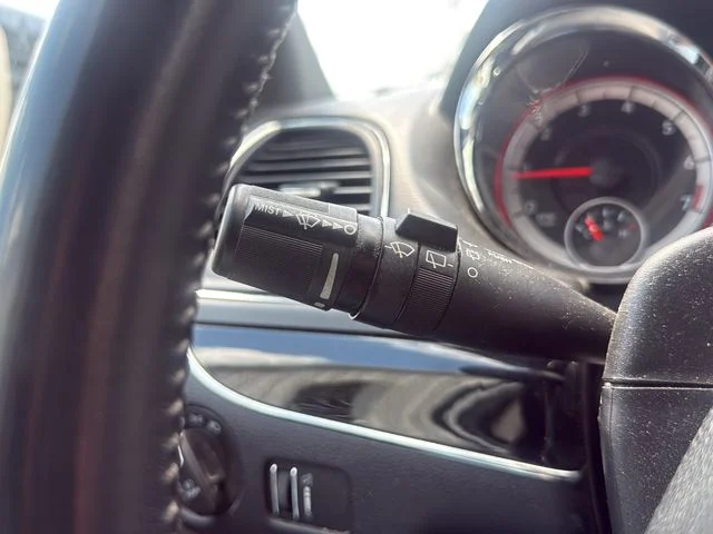 Used 2019 White Dodge SXT image 34