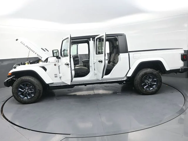 New 2026 Bright White Clear-Coat Exterior Paint Jeep 85th Anniversary Edition image 32