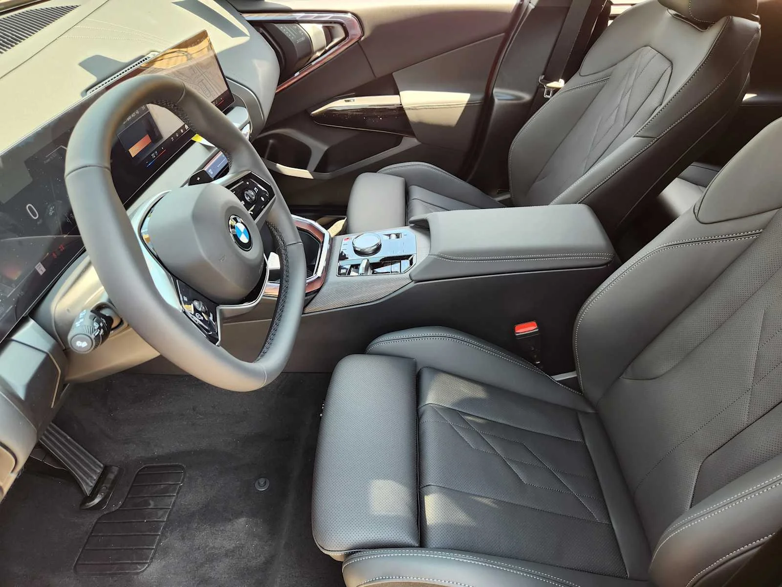New 2026 Vegas Red Metallic BMW 30 xDrive image 4