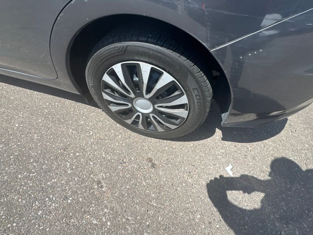 Used 2018 Gray Subaru 2.0i image 10