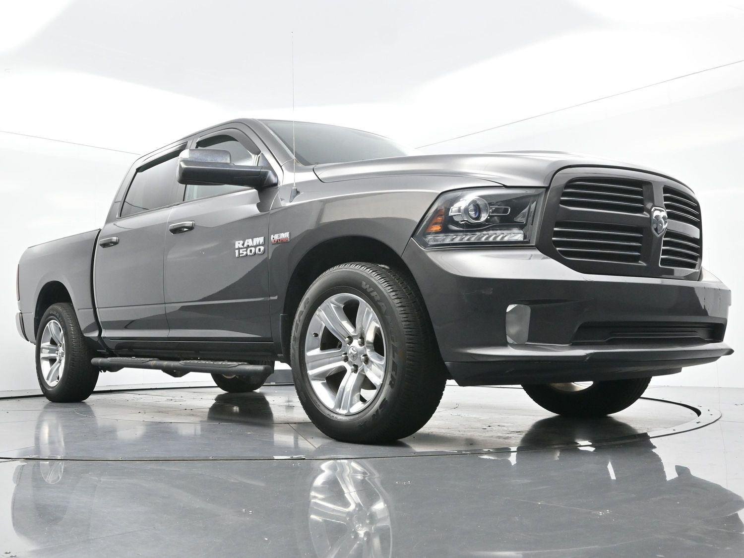 Used 2017 Granite Crystal Metallic Clearcoat Ram Sport image 41