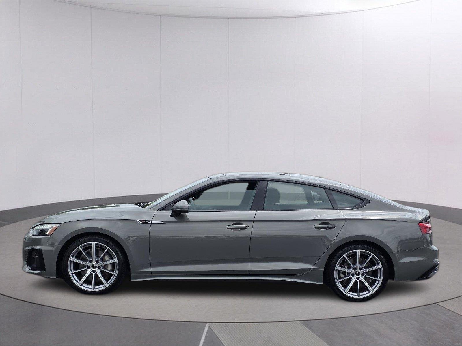 Used 2025  Audi S line Premium image 8