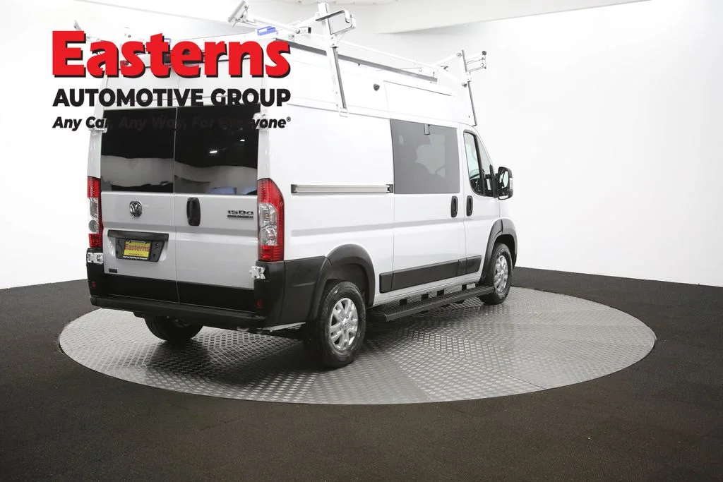Used 2025 White Ram Base image 41