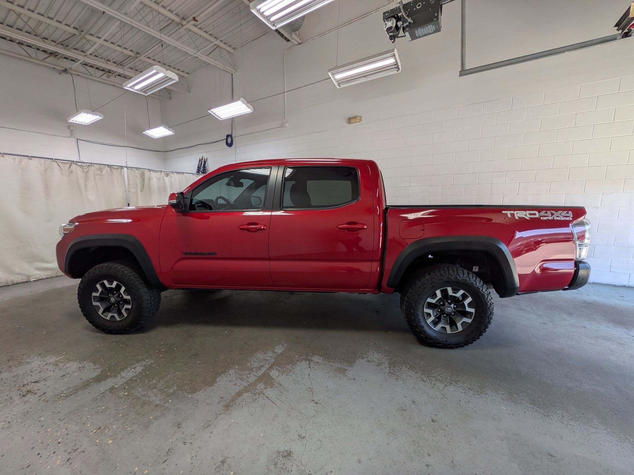 Used 2022 Barcelona Red Metallic Toyota SR image 8