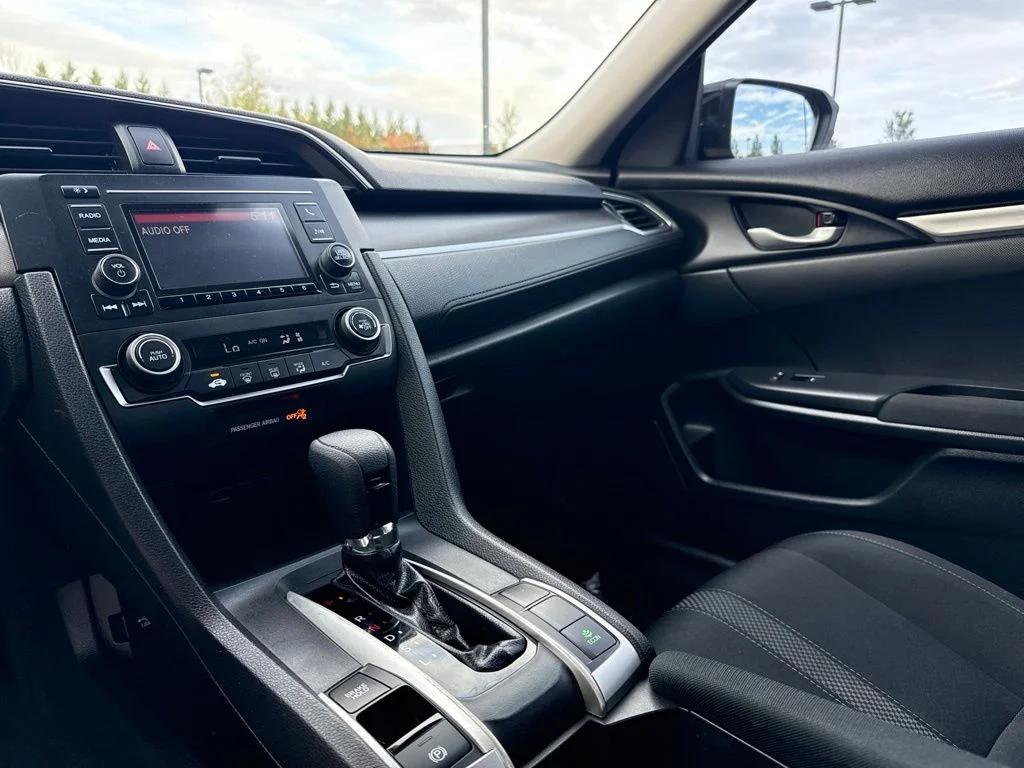 Used 2019 Crystal Black Pearl Honda LX image 15