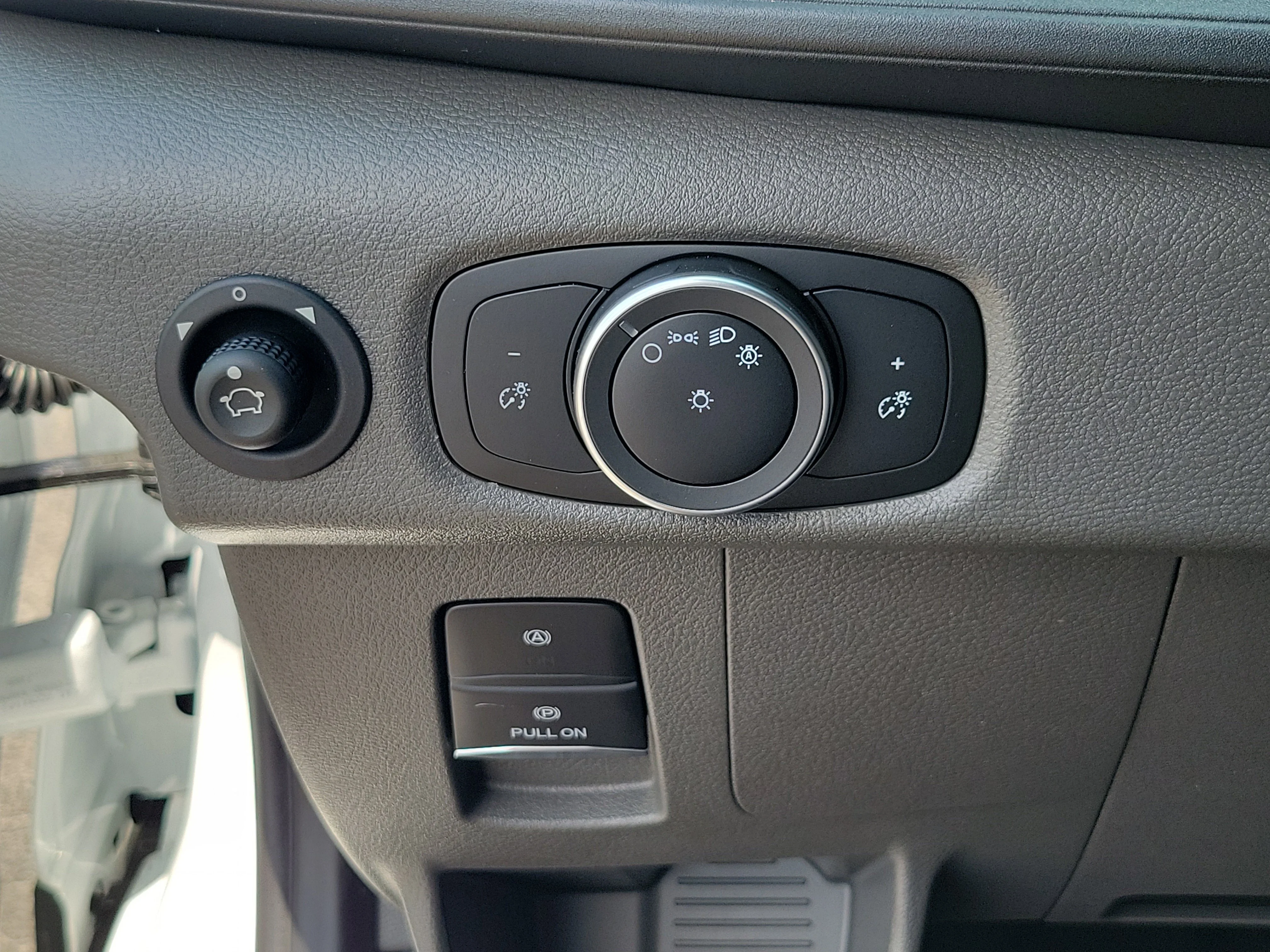 2025 Ford Transit Passenger Van XL - Photo 20