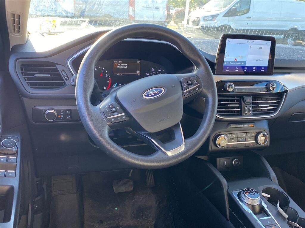 Used 2020 Dark Persian Green Ford SE image 3