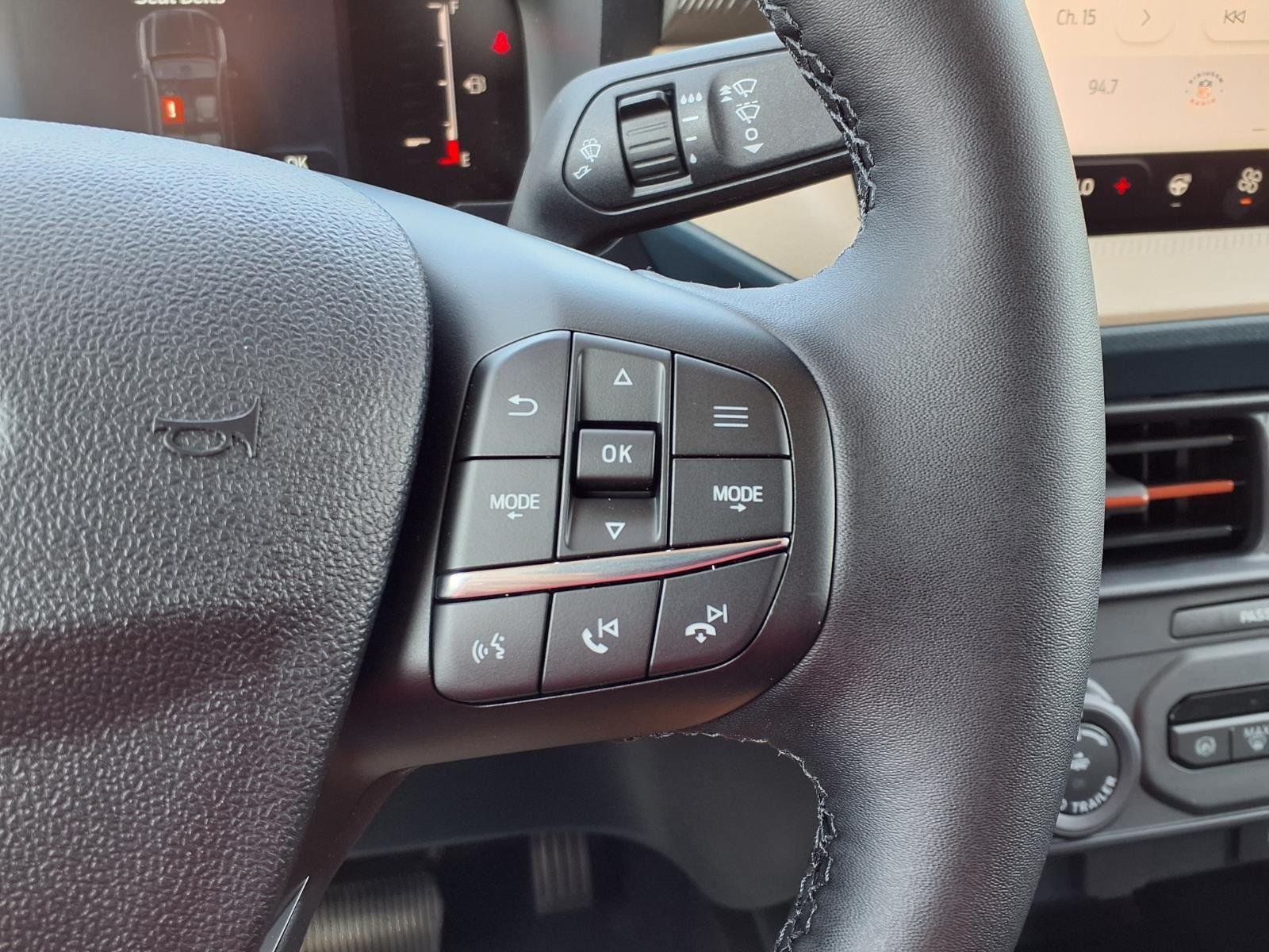 New 2026 Carbonized Gray Metallic Ford Lariat® image 28