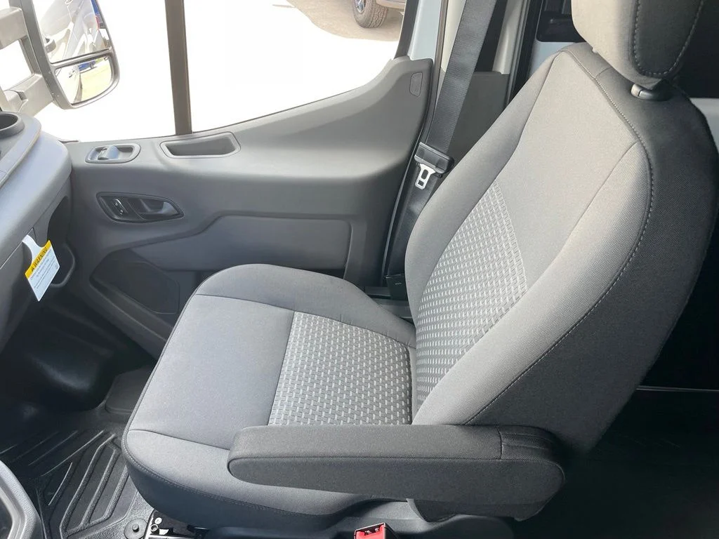 New 2026 Oxford White Ford Cargo Van image 22