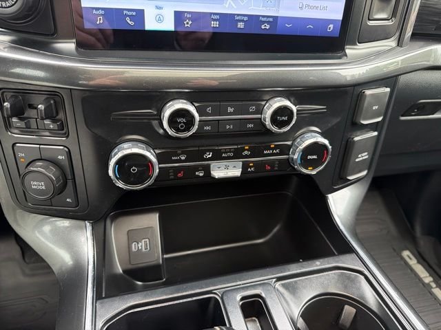 Used 2023 White Ford XLT image 21