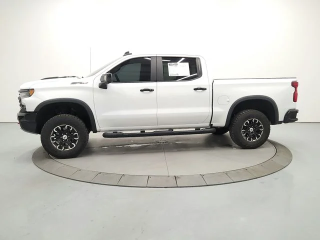 Used 2023 White Chevrolet ZR2 image 4