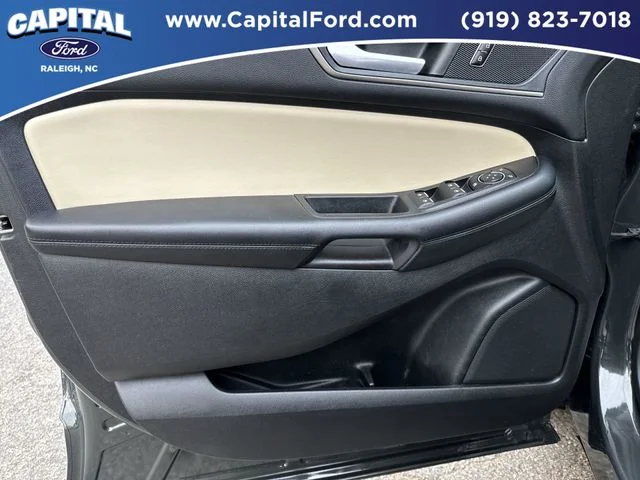 Used 2023 Green Ford SEL image 20