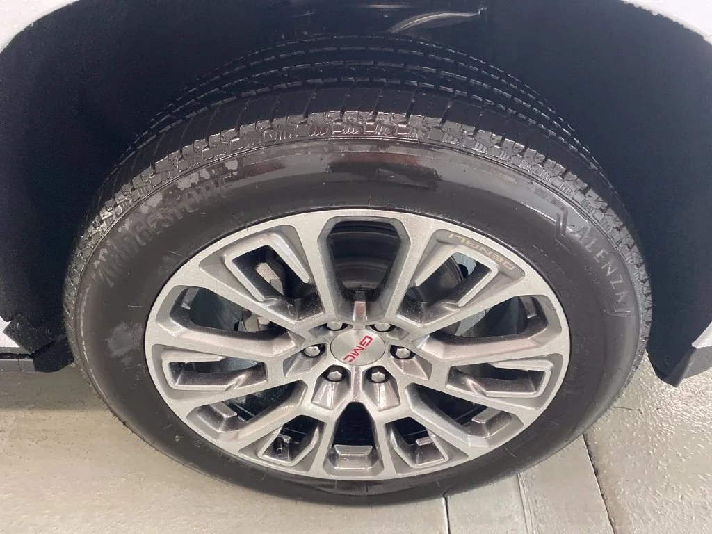 New 2026 Glacier White Tricoat GMC Denali image 4