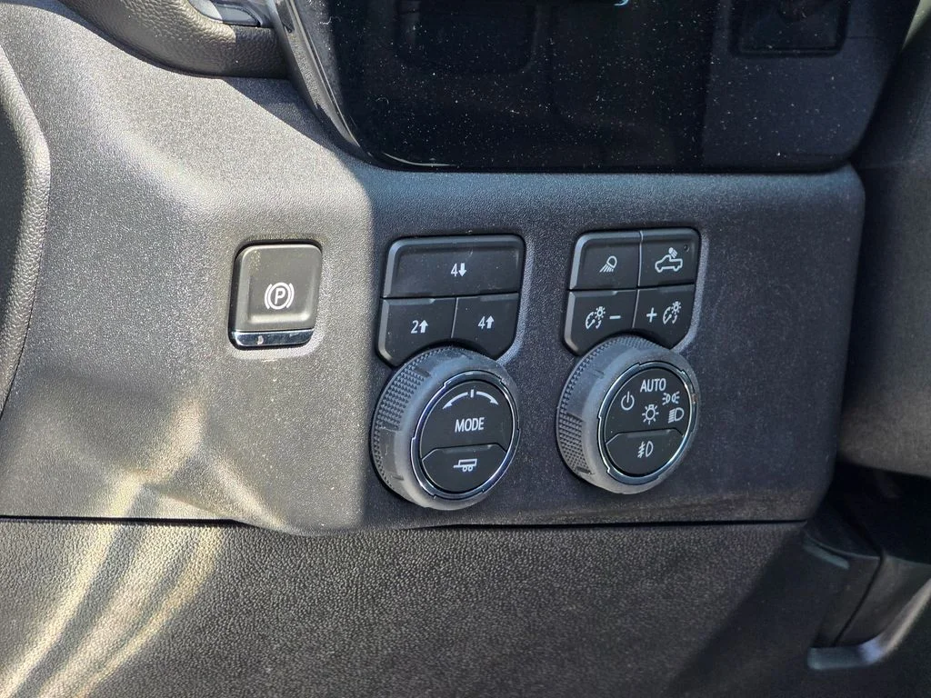 New 2026 Gray Chevrolet LT image 34